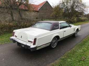 Lincoln Continental Mark V