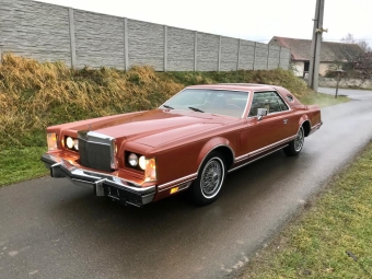 Lincoln Continental Mark V