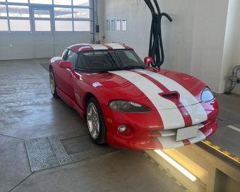 Dodge Viper 