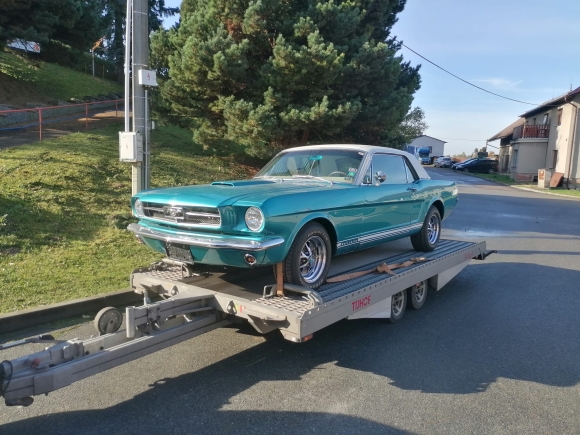 Ford Mustang 4.7 V8 r.v.1965