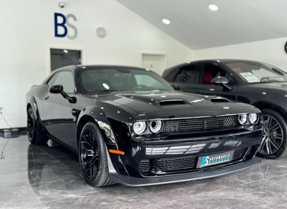 Dodge Chellenger R/T Scat-Pack 392 Widebody 