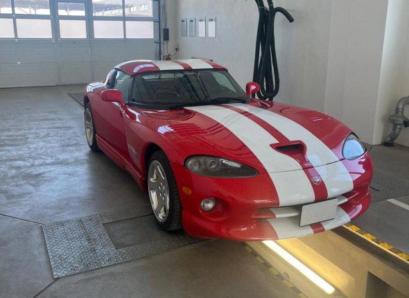Dodge Viper 